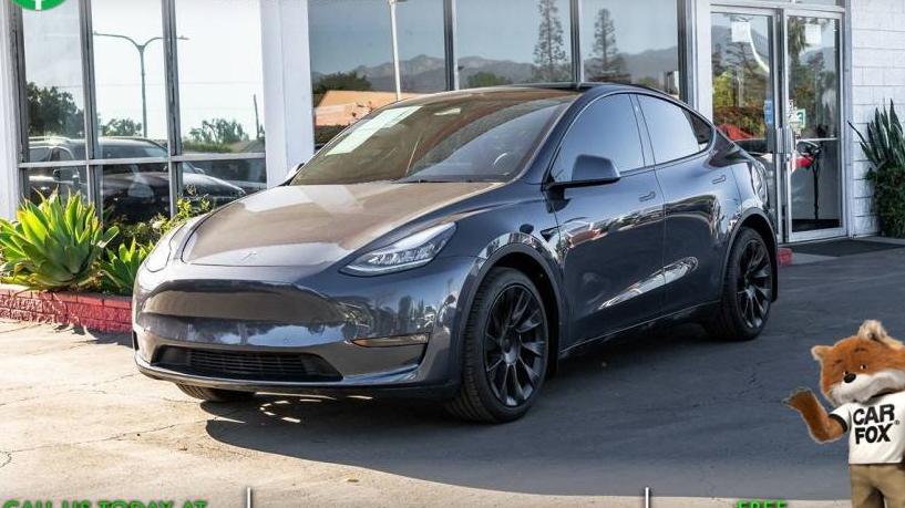 TESLA MODEL Y 2021 5YJYGDED8MF124395 image